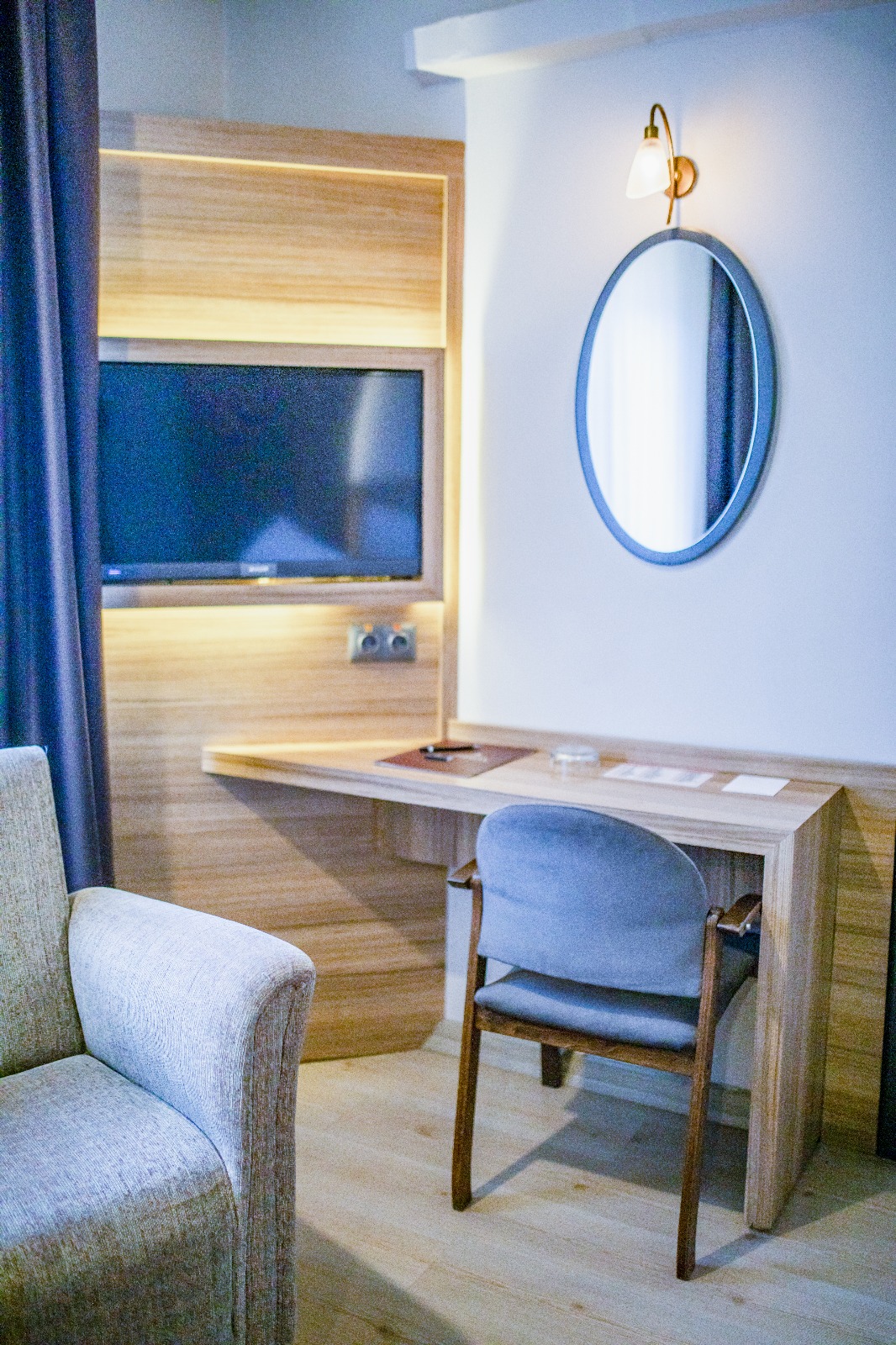 Family Room 9